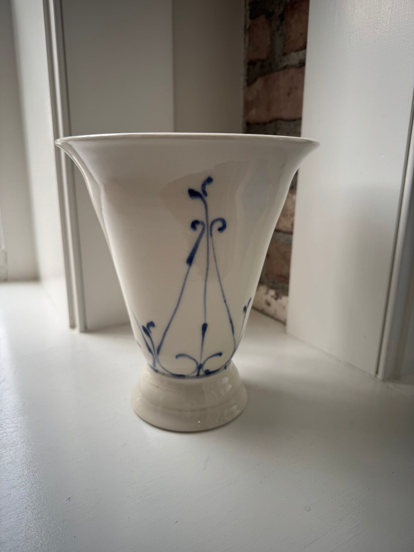 Scroll Vase