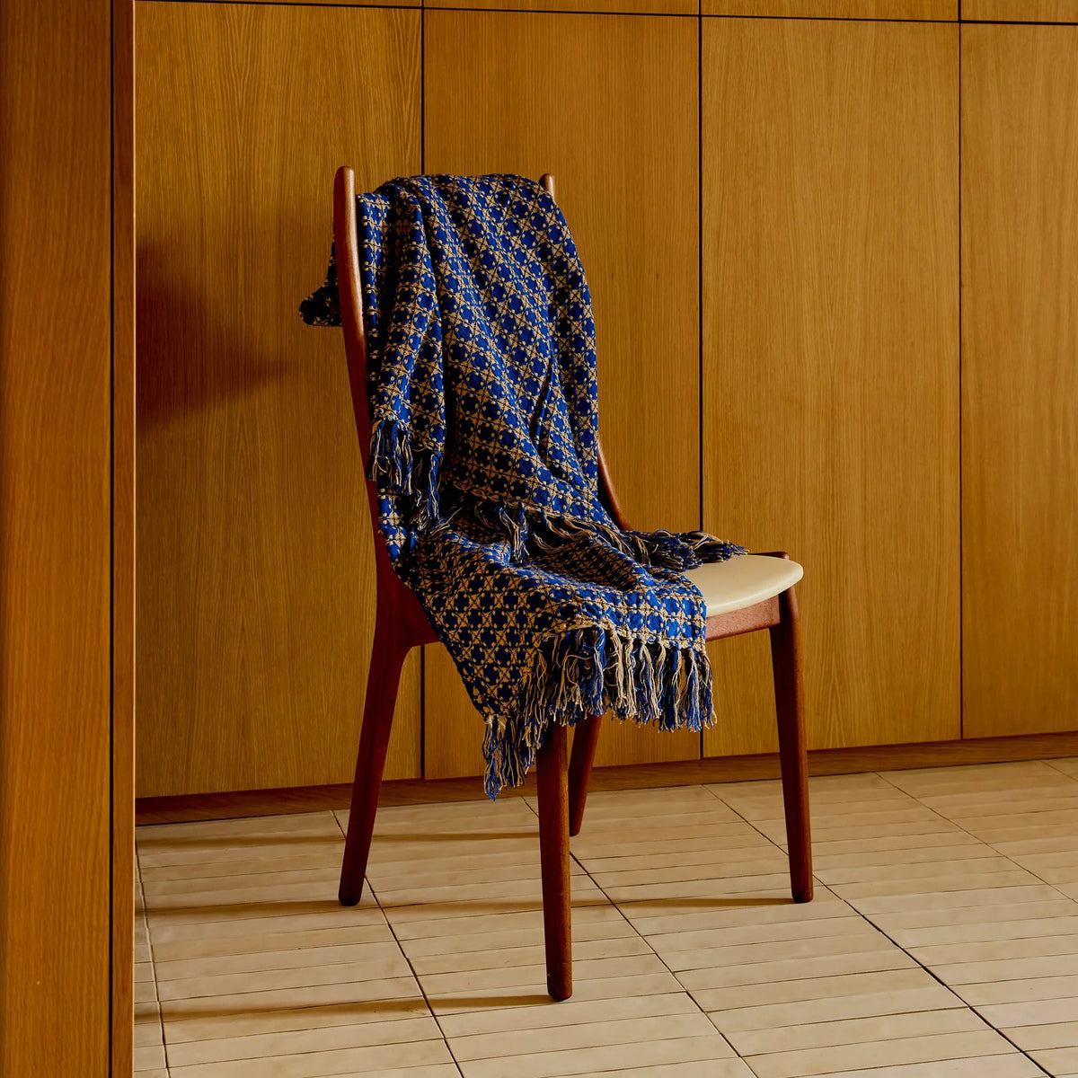 Rosina Throw Blanket Blue
