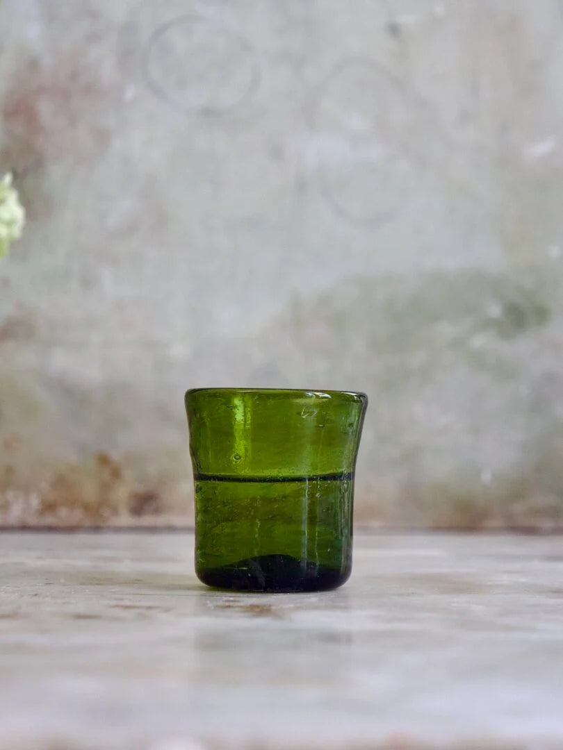 Lyonnaise Sipping Cup (Multiple Colors)