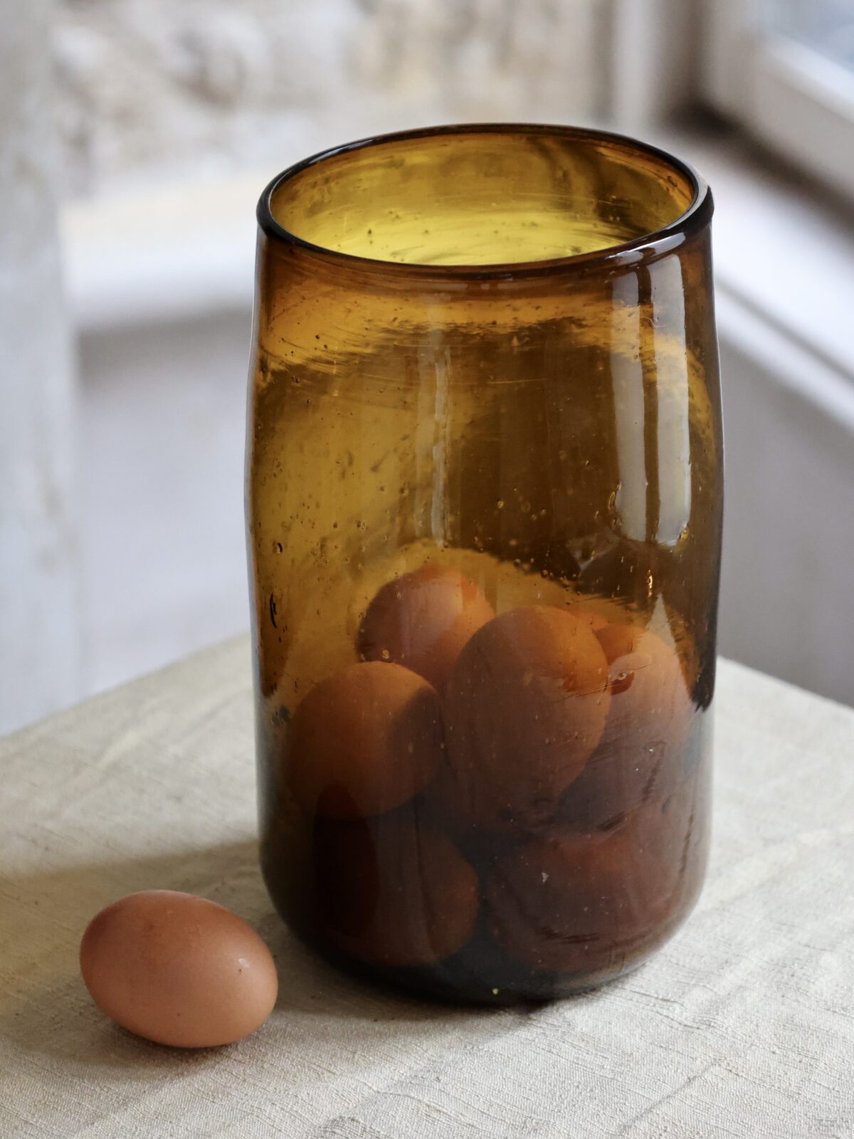 Droit Vase (Multiple Colors)